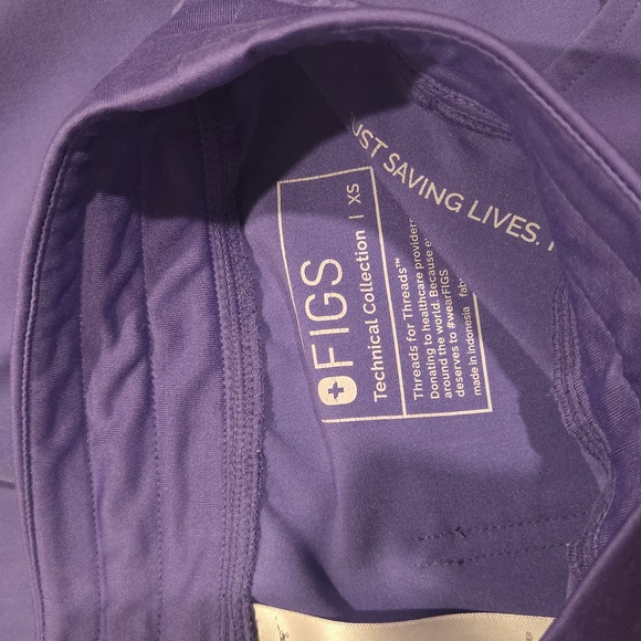 Figs Technical Collection Purple Scrub Set - Picture 3 of 7